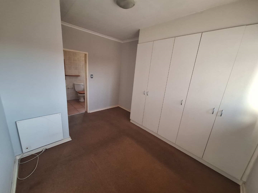 1 Bedroom Property for Sale in North Riding Gauteng