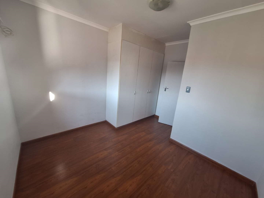 1 Bedroom Property for Sale in North Riding Gauteng