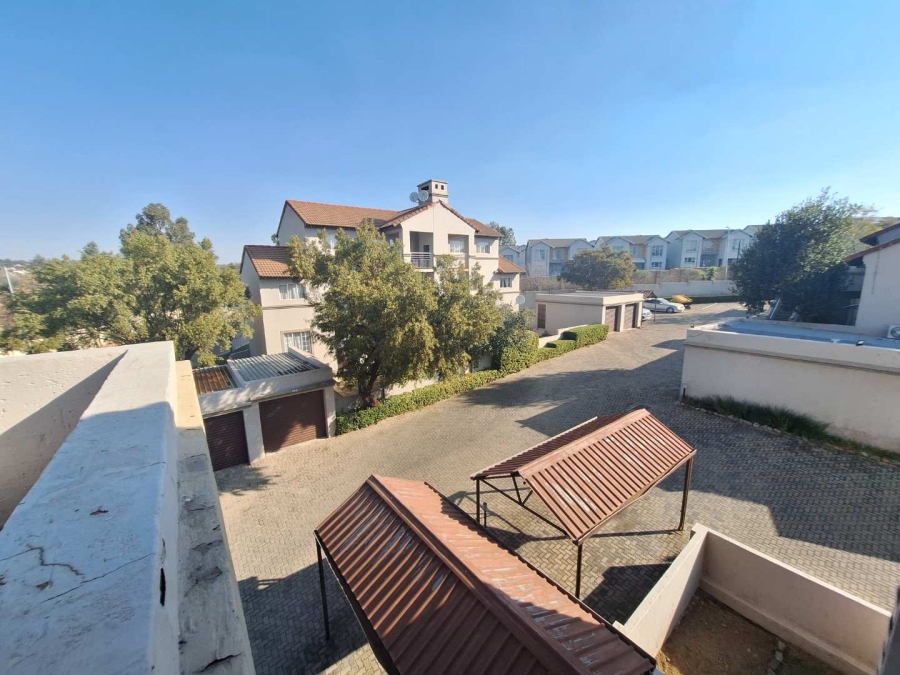 1 Bedroom Property for Sale in North Riding Gauteng