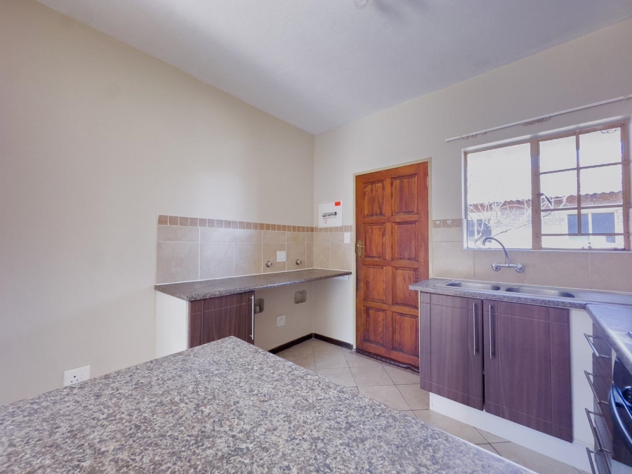 2 Bedroom Property for Sale in Mooikloof Ridge Gauteng