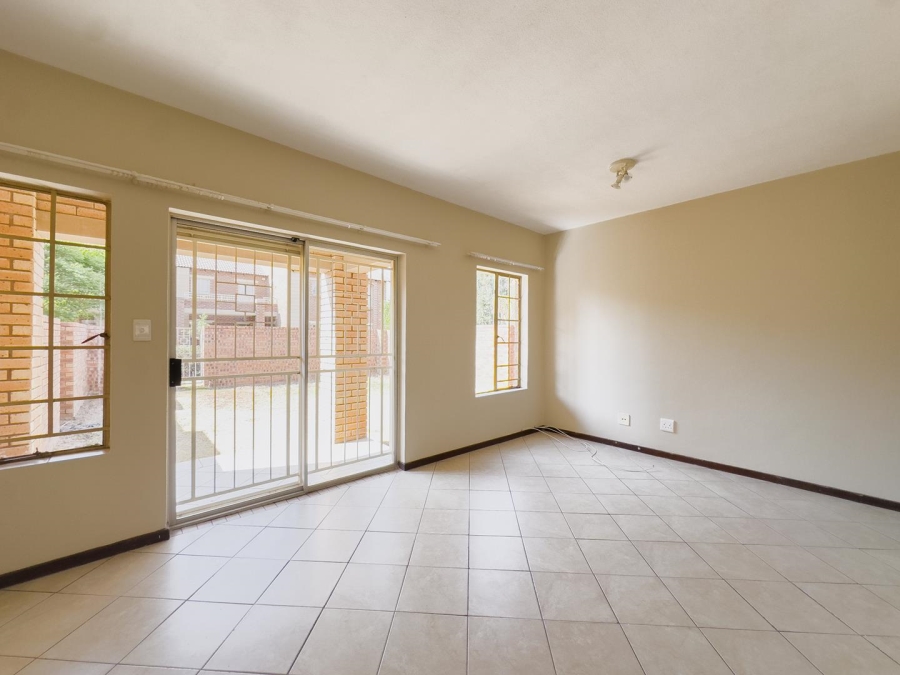2 Bedroom Property for Sale in Mooikloof Ridge Gauteng