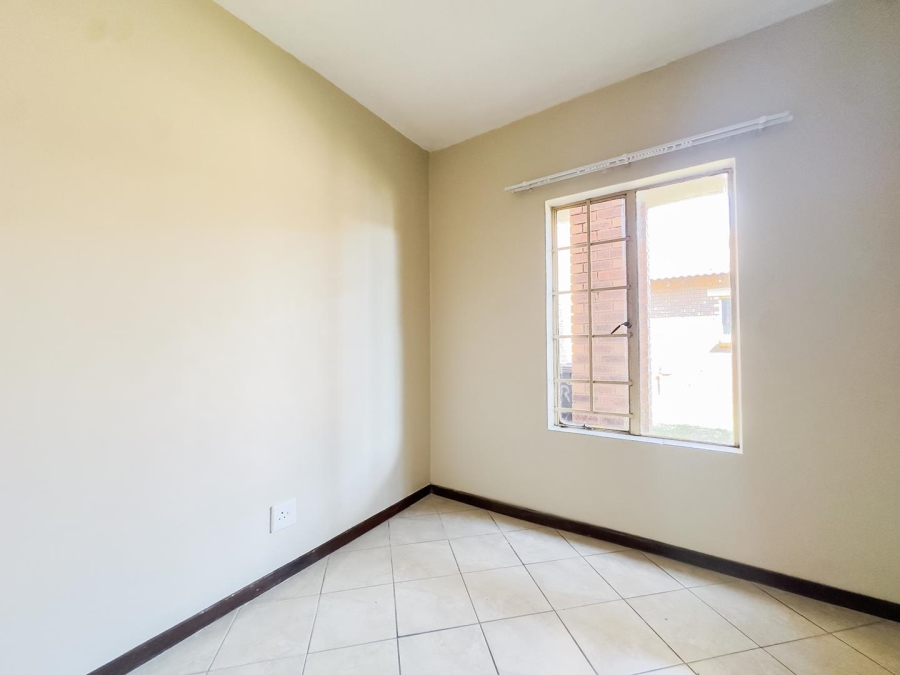2 Bedroom Property for Sale in Mooikloof Ridge Gauteng