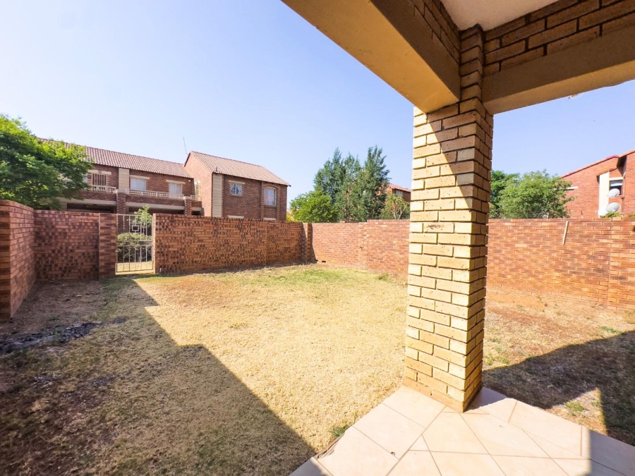 2 Bedroom Property for Sale in Mooikloof Ridge Gauteng