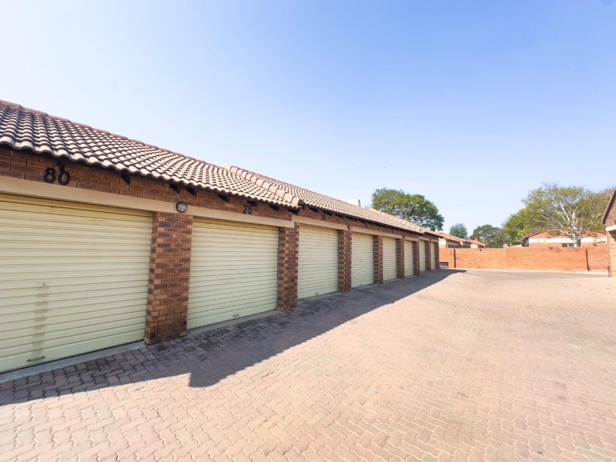 2 Bedroom Property for Sale in Mooikloof Ridge Gauteng
