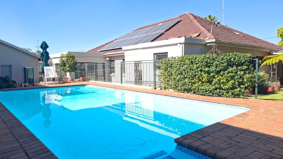 5 Bedroom Property for Sale in Sydenham Gauteng