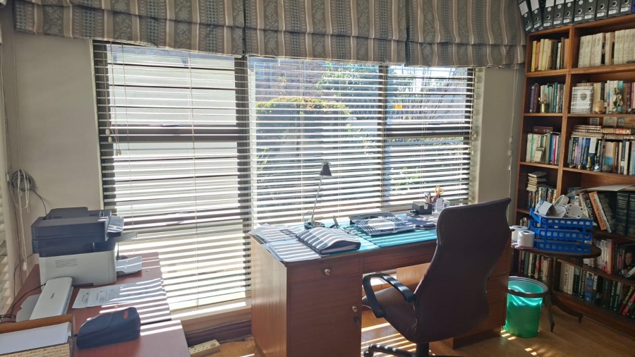 5 Bedroom Property for Sale in Sydenham Gauteng
