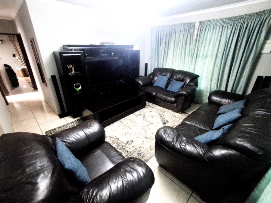 3 Bedroom Property for Sale in Olievenhoutbosch Gauteng
