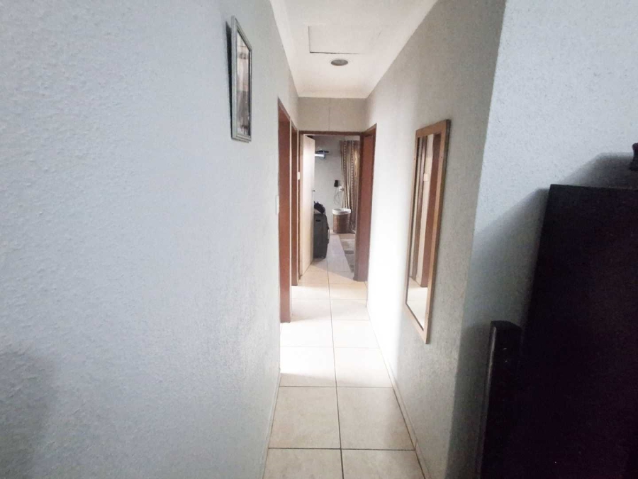 3 Bedroom Property for Sale in Olievenhoutbosch Gauteng