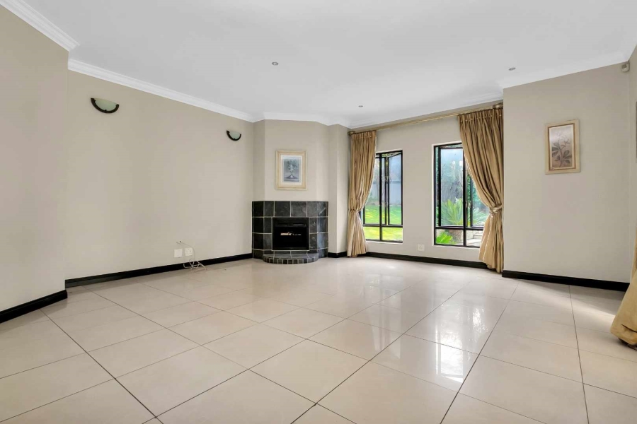 To Let 4 Bedroom Property for Rent in Dainfern Valley Gauteng