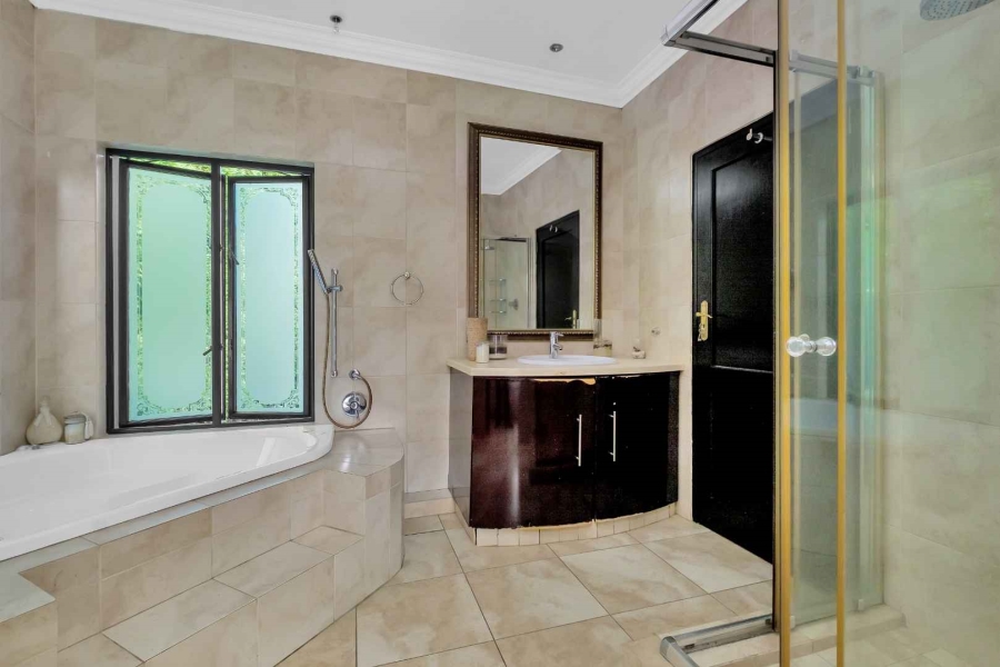 To Let 4 Bedroom Property for Rent in Dainfern Valley Gauteng