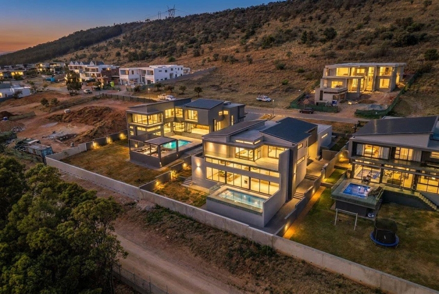 5 Bedroom Property for Sale in Eye of Africa Gauteng