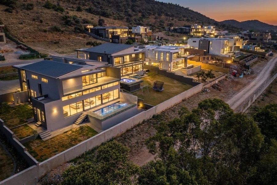 5 Bedroom Property for Sale in Eye of Africa Gauteng