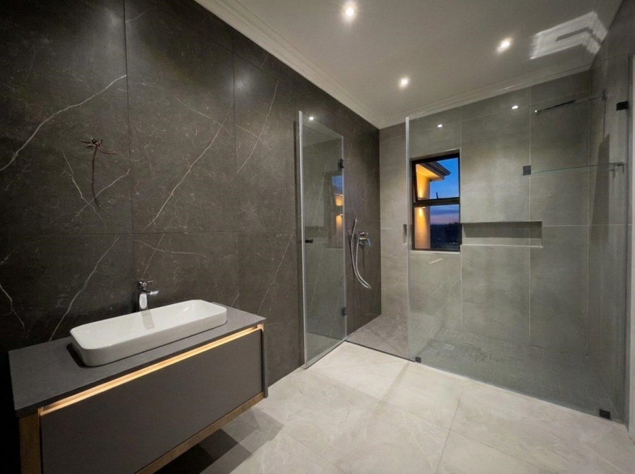 5 Bedroom Property for Sale in Eye of Africa Gauteng