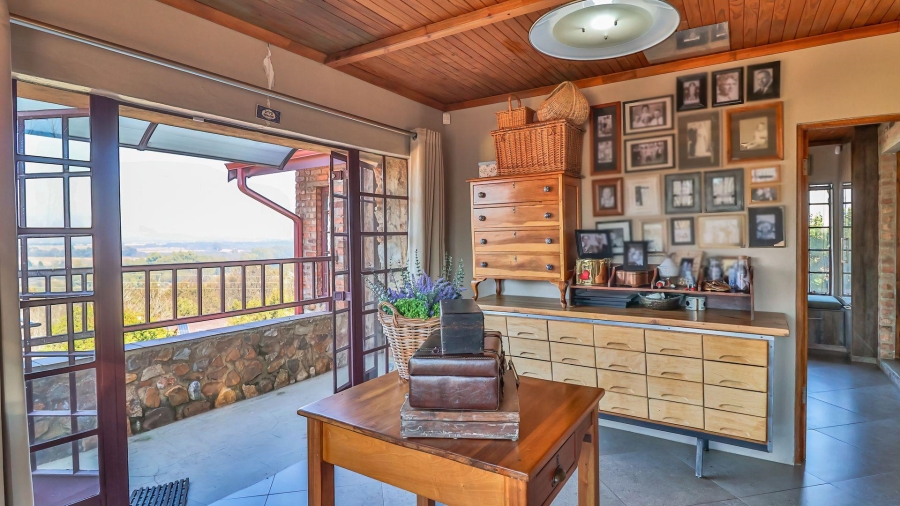 4 Bedroom Property for Sale in Vaaloewer Gauteng
