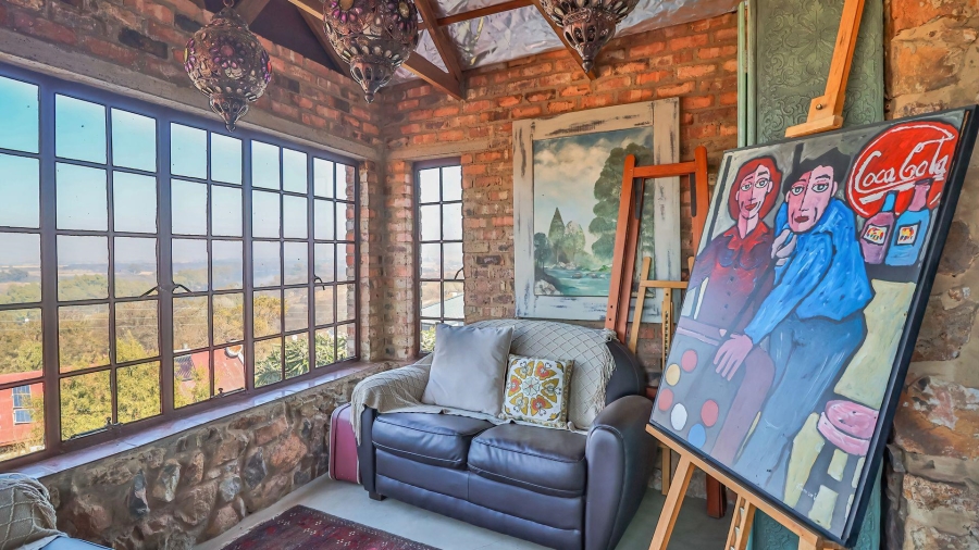 4 Bedroom Property for Sale in Vaaloewer Gauteng