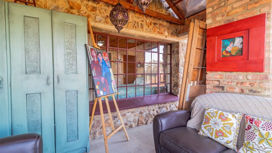 4 Bedroom Property for Sale in Vaaloewer Gauteng