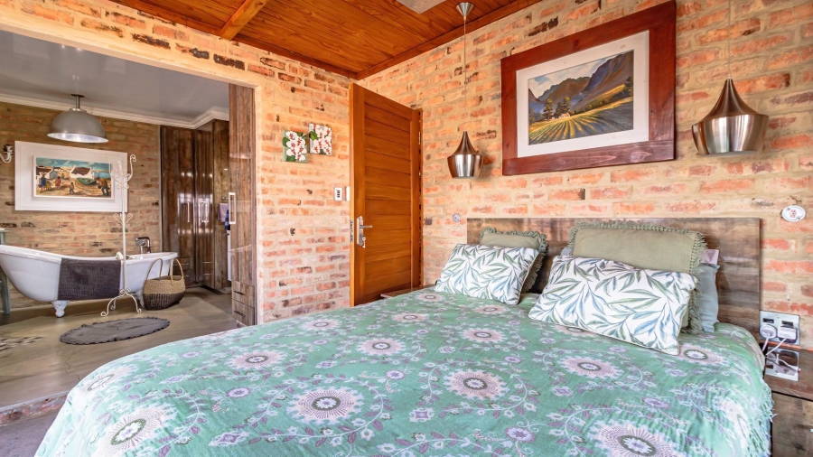 4 Bedroom Property for Sale in Vaaloewer Gauteng