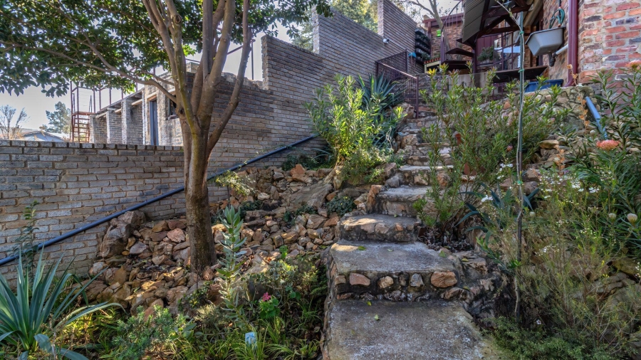 4 Bedroom Property for Sale in Vaaloewer Gauteng