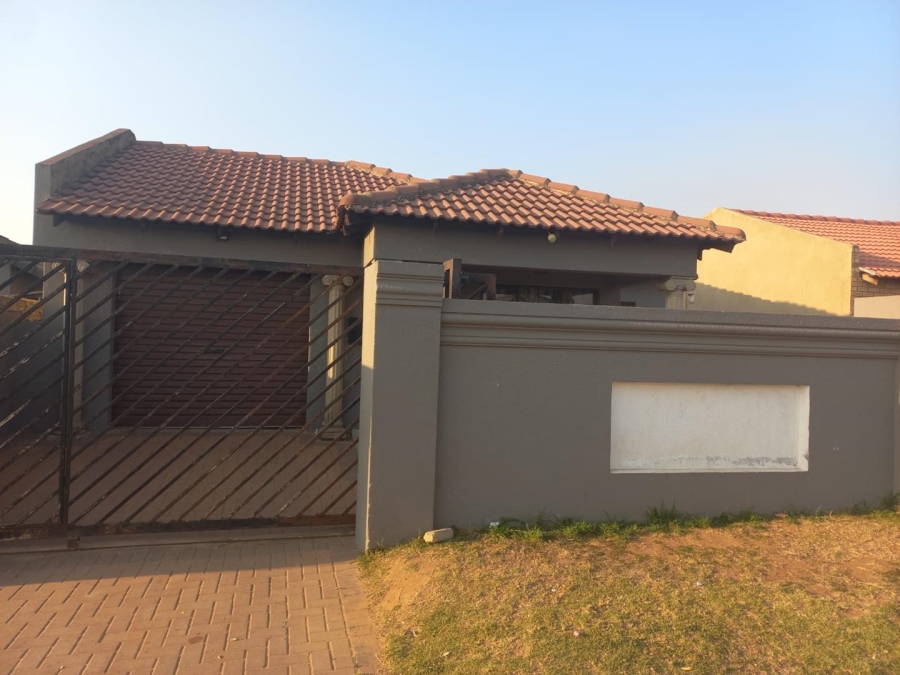 3 Bedroom Property for Sale in Buhle Park Gauteng
