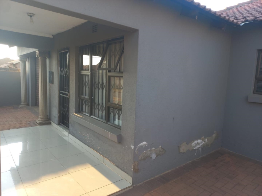 3 Bedroom Property for Sale in Buhle Park Gauteng