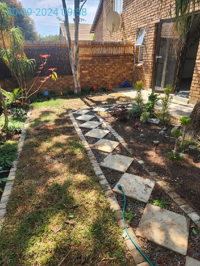 To Let 3 Bedroom Property for Rent in Wilgeheuwel Gauteng