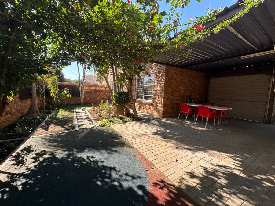 To Let 3 Bedroom Property for Rent in Wilgeheuwel Gauteng