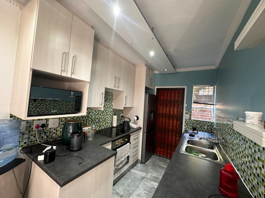 To Let 3 Bedroom Property for Rent in Wilgeheuwel Gauteng