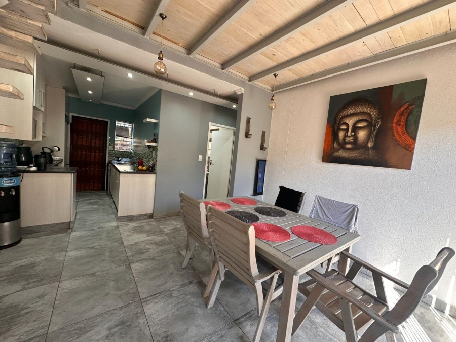 To Let 3 Bedroom Property for Rent in Wilgeheuwel Gauteng