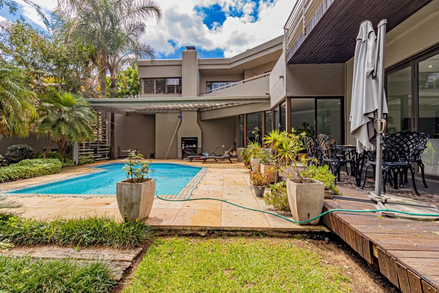 5 Bedroom Property for Sale in Dainfern Golf Estate Gauteng