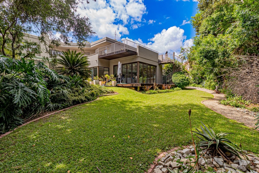 5 Bedroom Property for Sale in Dainfern Golf Estate Gauteng