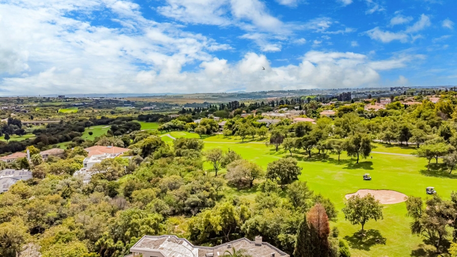 5 Bedroom Property for Sale in Dainfern Golf Estate Gauteng
