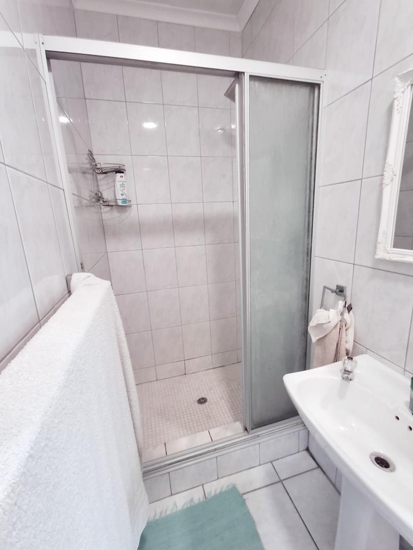 4 Bedroom Property for Sale in Birch Acres Gauteng