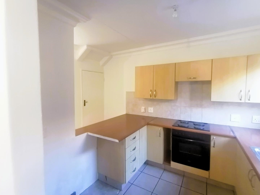 2 Bedroom Property for Sale in Annlin Gauteng