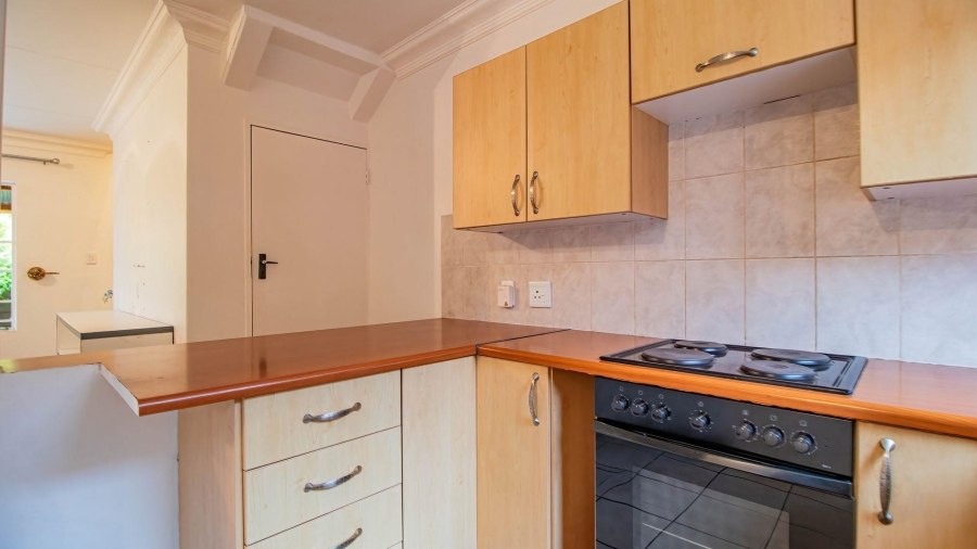 2 Bedroom Property for Sale in Annlin Gauteng