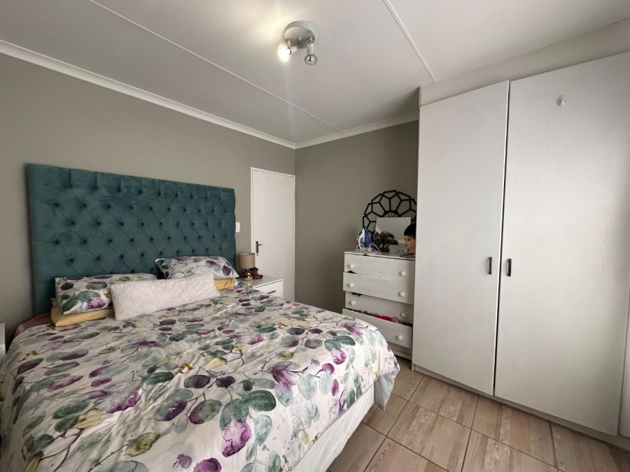 3 Bedroom Property for Sale in Erand Gardens Gauteng