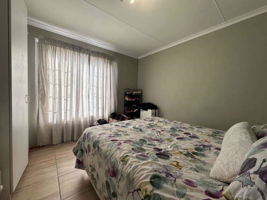 3 Bedroom Property for Sale in Erand Gardens Gauteng