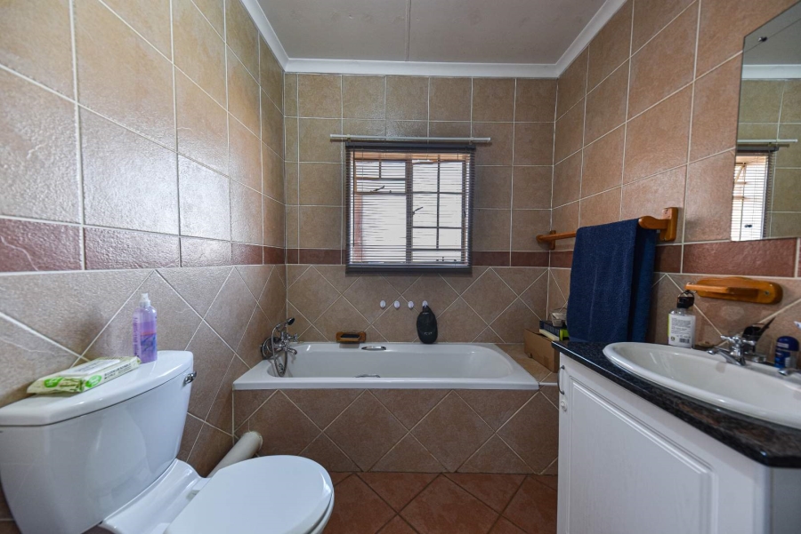 3 Bedroom Property for Sale in Moreleta Park Gauteng