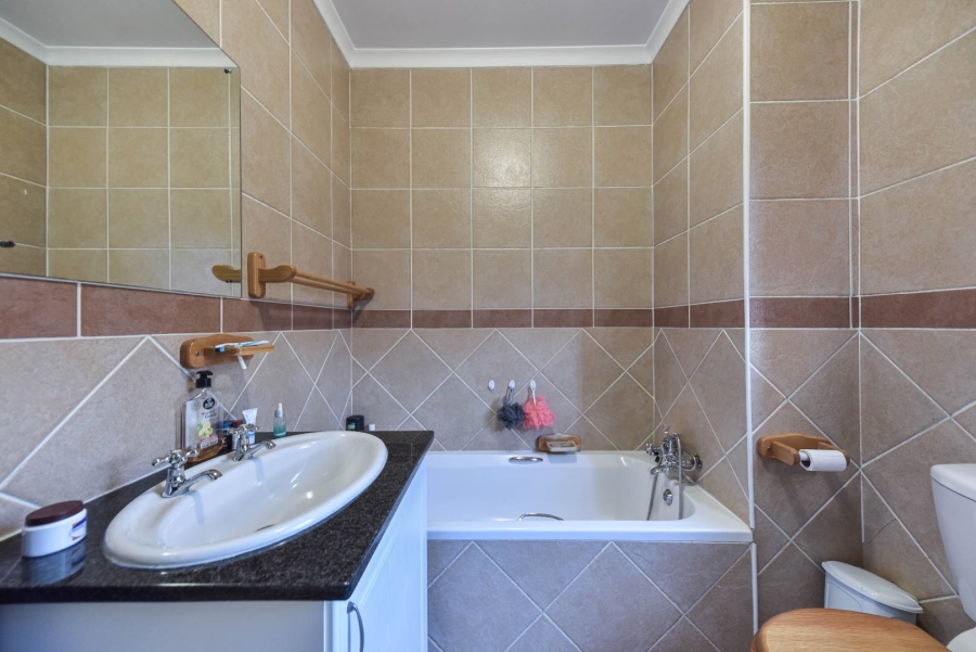 3 Bedroom Property for Sale in Moreleta Park Gauteng