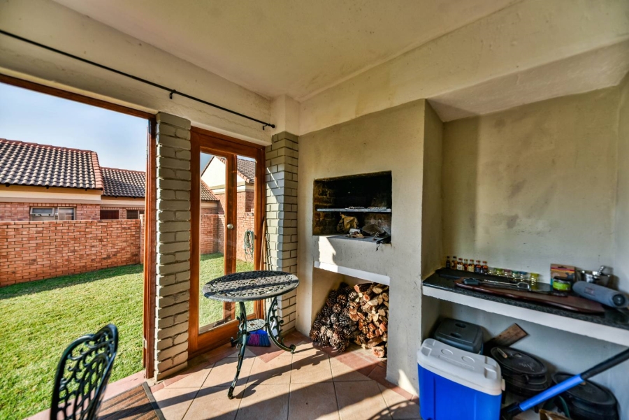 3 Bedroom Property for Sale in Moreleta Park Gauteng