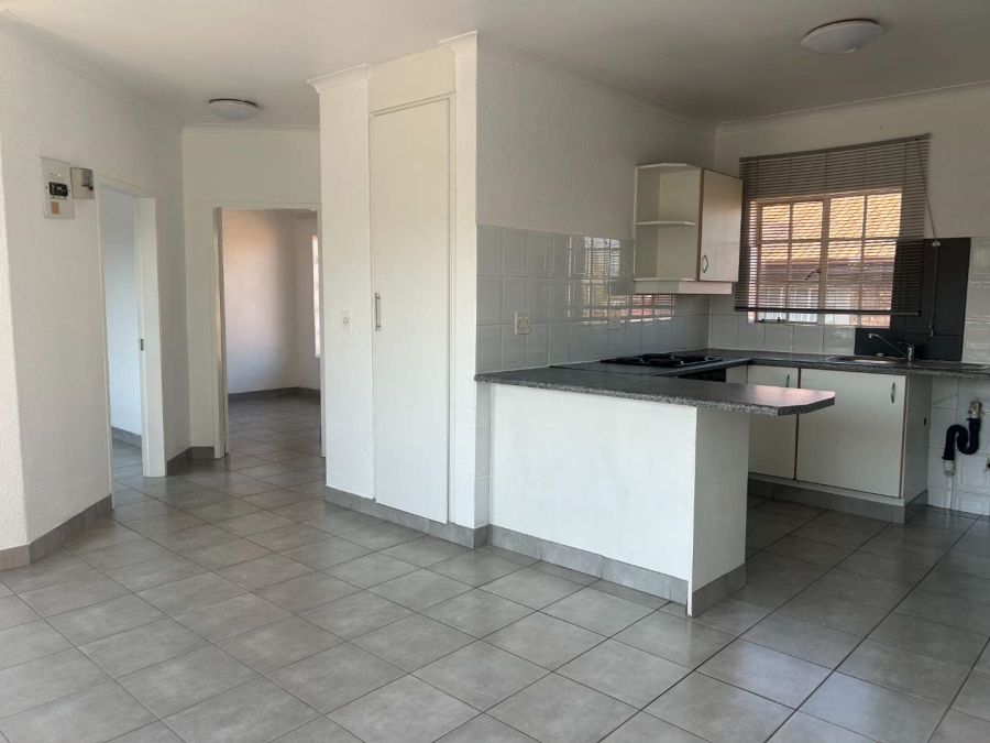 2 Bedroom Property for Sale in Farrarmere Gauteng
