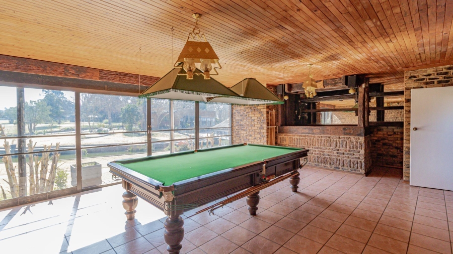 7 Bedroom Property for Sale in Marlbank Gauteng