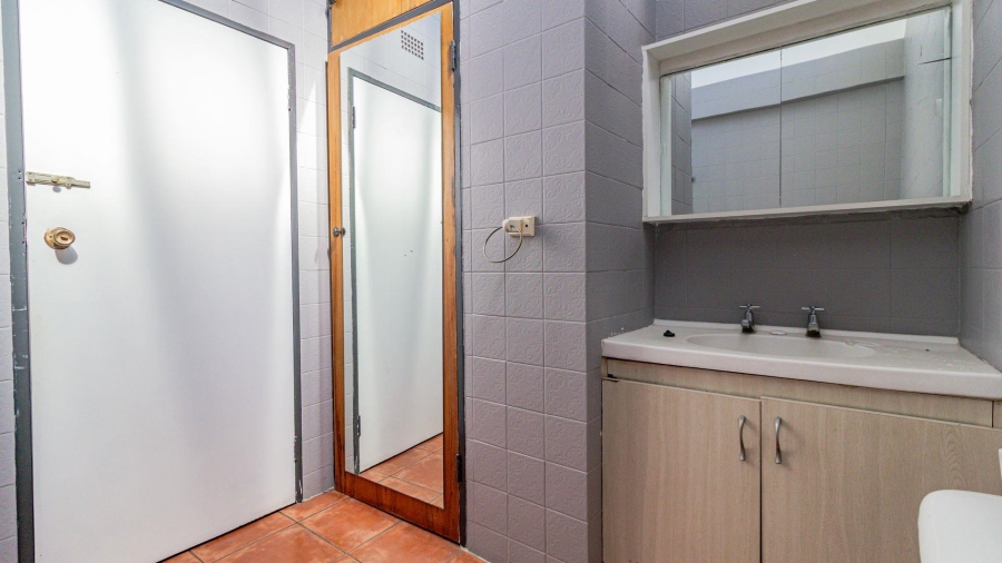 7 Bedroom Property for Sale in Marlbank Gauteng