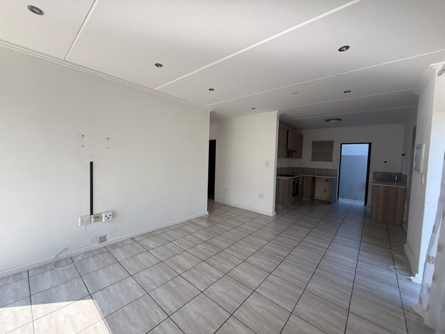 To Let 2 Bedroom Property for Rent in Edenburg Gauteng