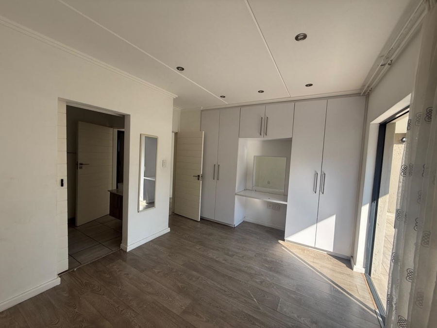 To Let 2 Bedroom Property for Rent in Edenburg Gauteng