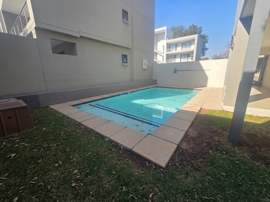 To Let 2 Bedroom Property for Rent in Edenburg Gauteng