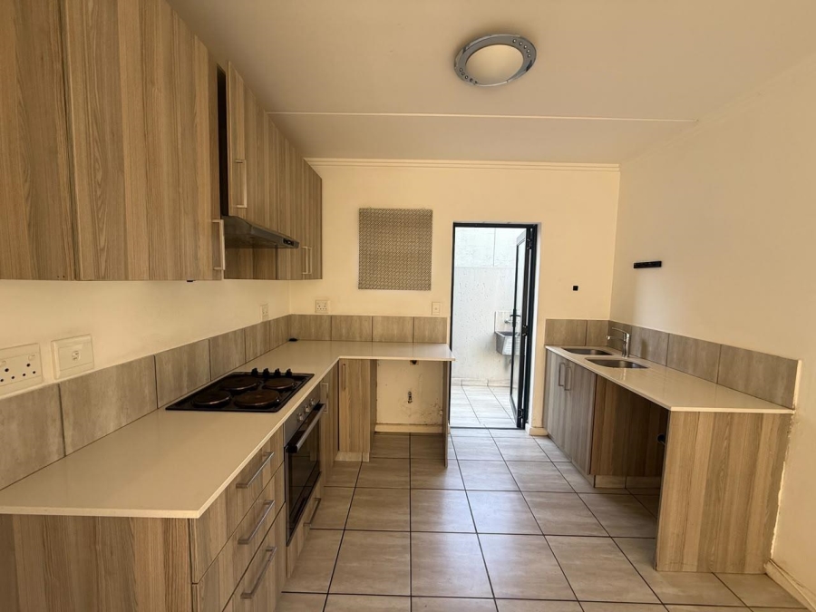 To Let 2 Bedroom Property for Rent in Edenburg Gauteng