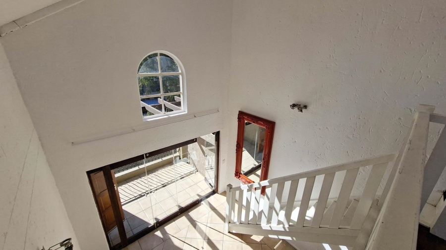 To Let 2 Bedroom Property for Rent in Lonehill Gauteng