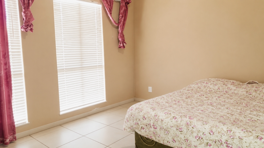 3 Bedroom Property for Sale in Weltevreden Park Gauteng