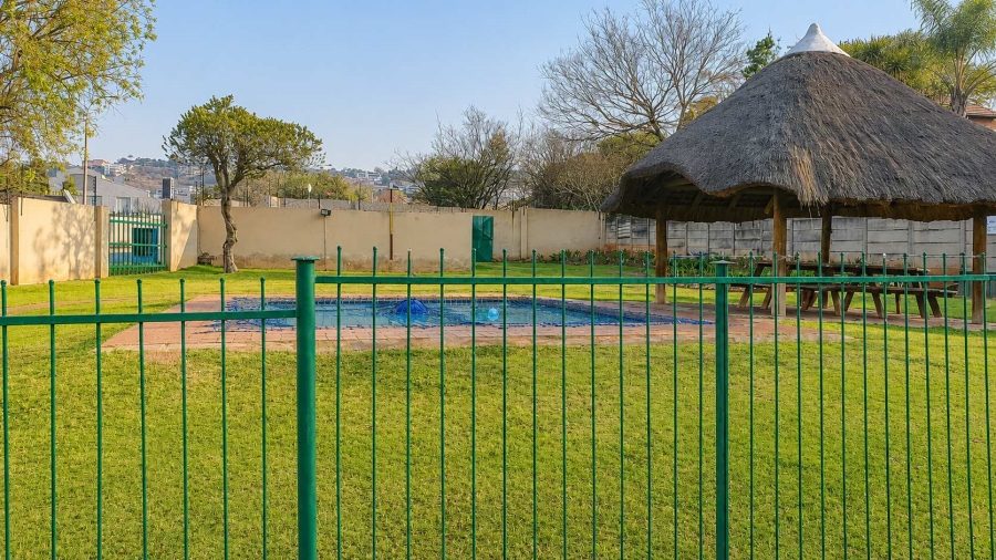 3 Bedroom Property for Sale in Weltevreden Park Gauteng