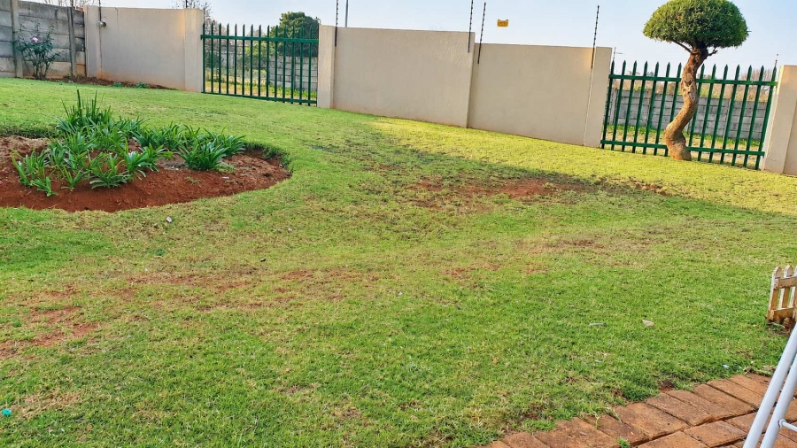 3 Bedroom Property for Sale in Weltevreden Park Gauteng